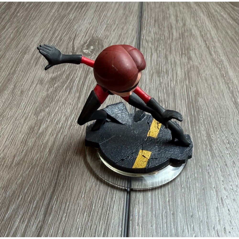 Disney Unisex Disney Infinity Mrs. Incredible Figure Red